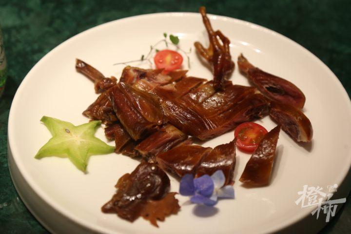 鳗鱼饭茶泡饭_鳗鱼茶餐厅_茶泡鳗鱼饭吃法