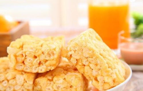 糕点甜食_甘甜的糕点_甜歌皇后甘甜